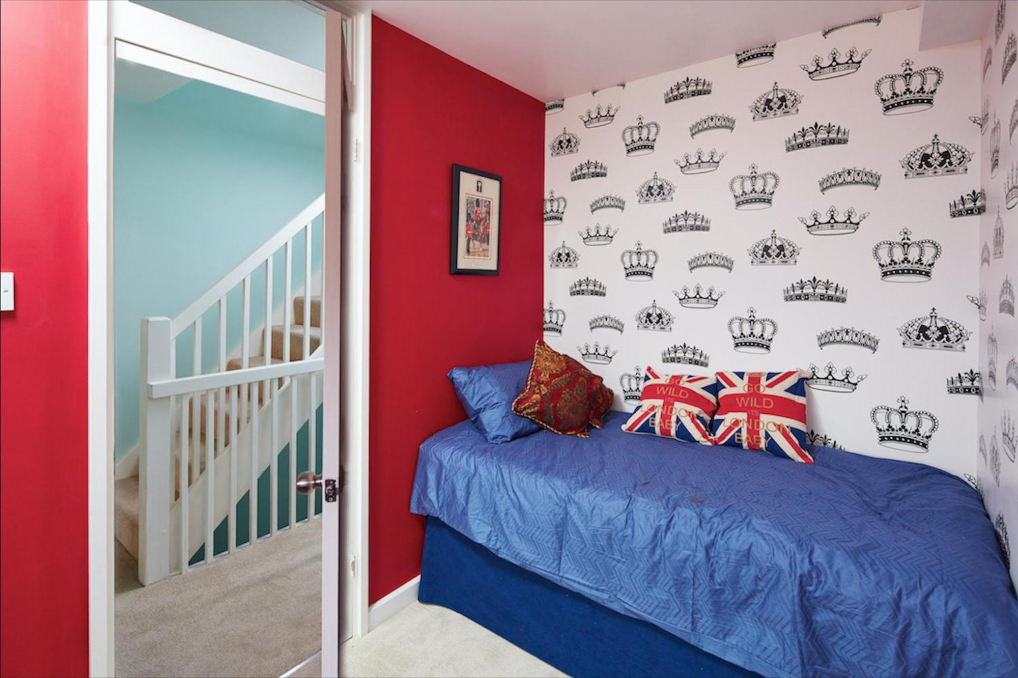Second Nest Hampton Street * Londra